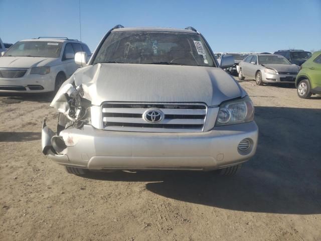 2004 Toyota Highlander Base