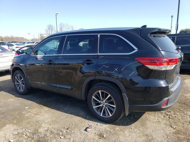 2019 Toyota Highlander SE