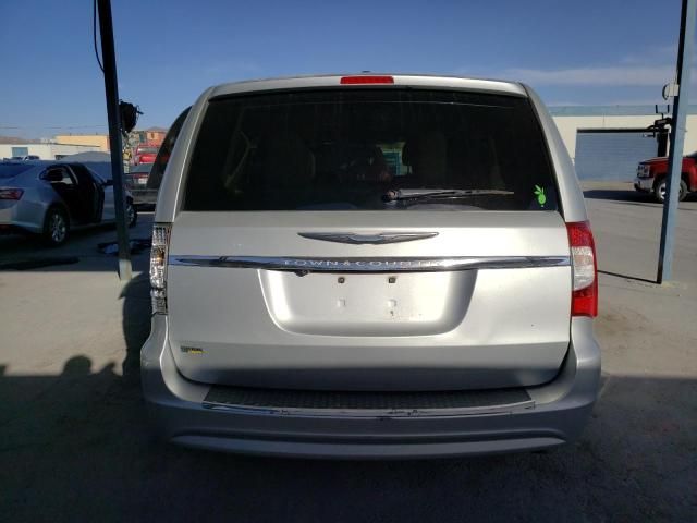 2012 Chrysler Town & Country Touring