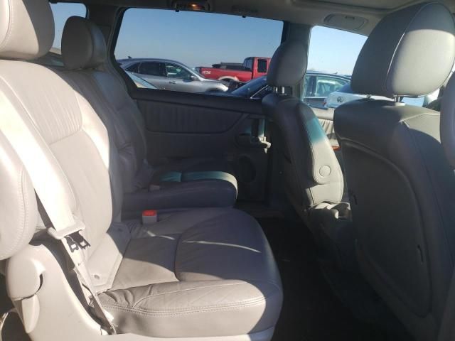 2009 Toyota Sienna XLE