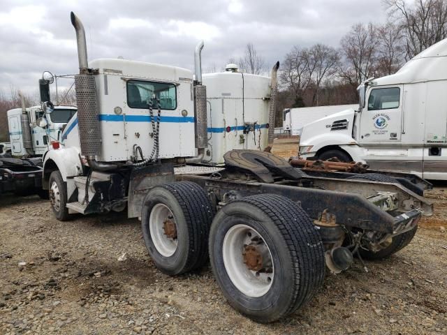 2007 Kenworth Construction T800