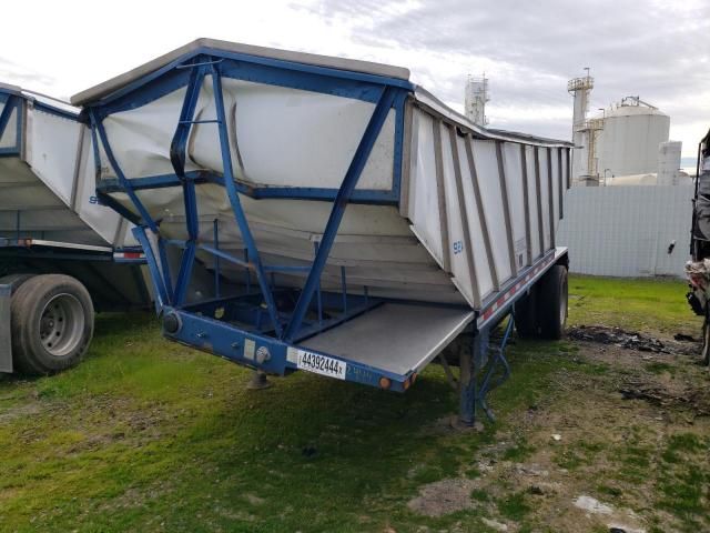 1997 Wesco Trailer