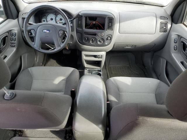 2003 Ford Escape XLS