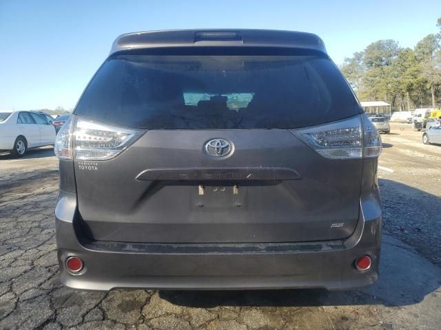 2015 Toyota Sienna Sport