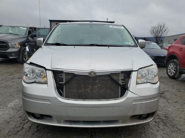 2010 Chrysler Town & Country Touring Plus