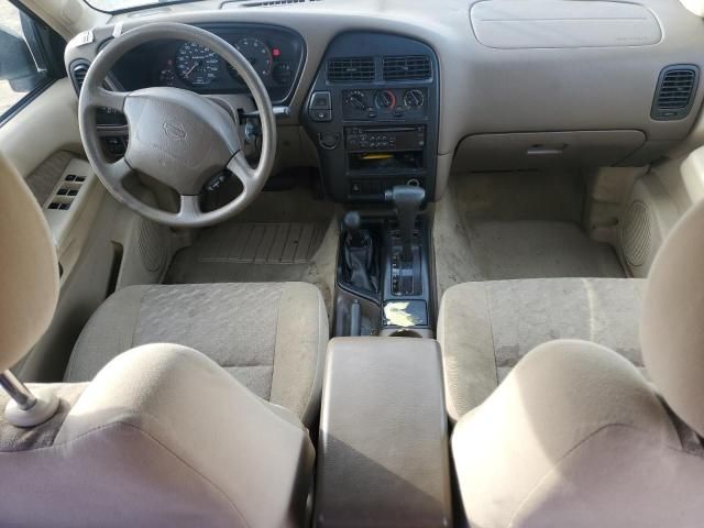 1996 Nissan Pathfinder LE