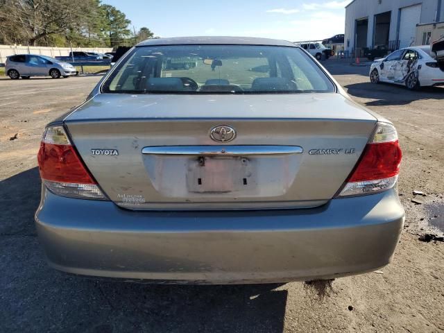 2005 Toyota Camry LE