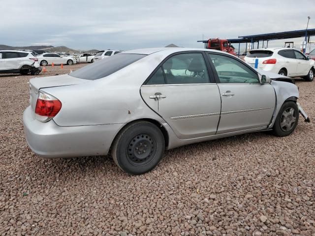 2005 Toyota Camry LE