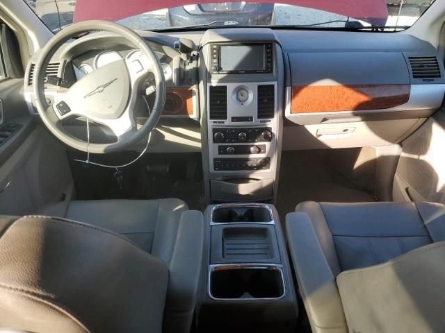 2008 Chrysler Town & Country Touring