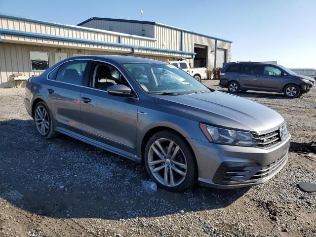 2017 Volkswagen Passat R-Line