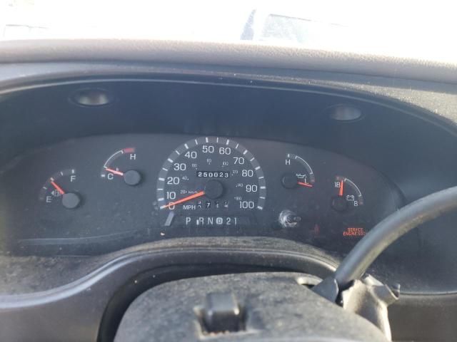 2000 Ford Econoline E150 Van