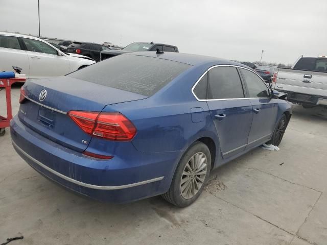 2016 Volkswagen Passat SE