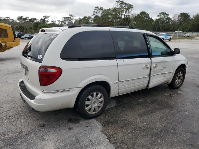 2005 Chrysler Town & Country Touring