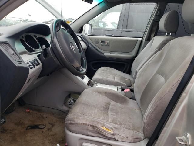 2004 Toyota Highlander Base