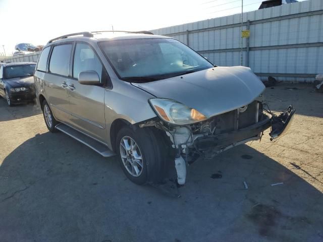 2005 Toyota Sienna XLE