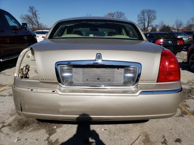 2007 Lincoln Town Car Signature Limited