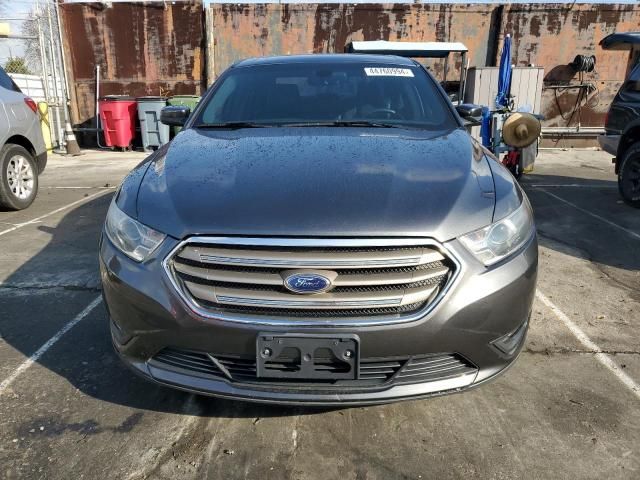 2016 Ford Taurus SEL