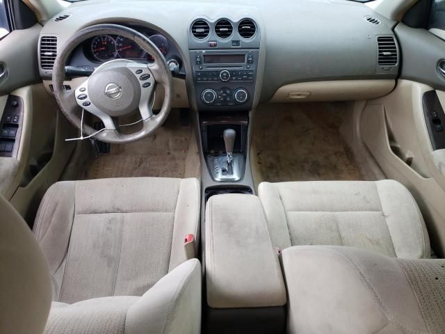 2010 Nissan Altima Base