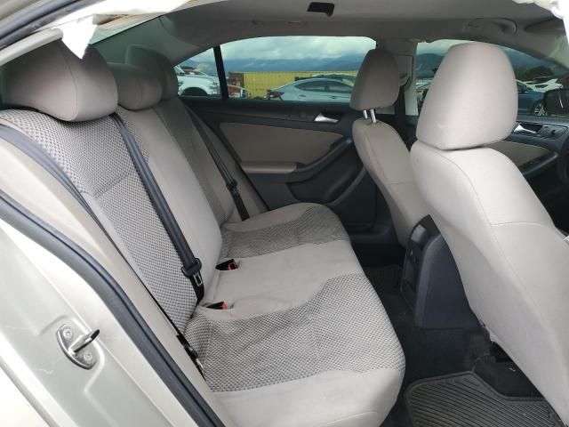 2013 Volkswagen Jetta Base