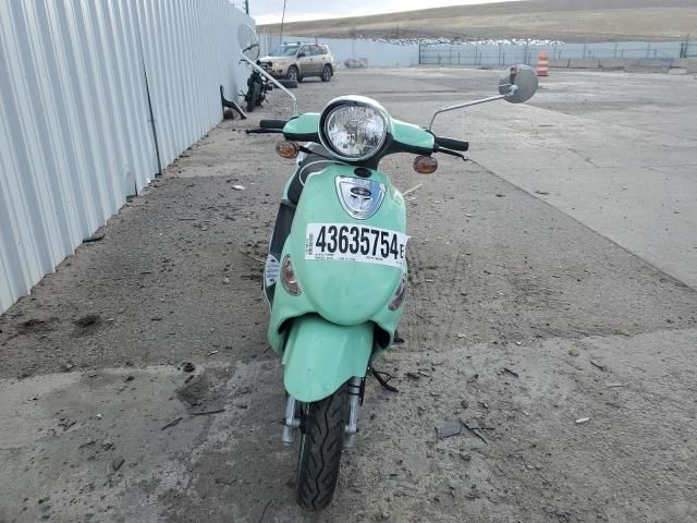 2012 Genuine Scooter Co. Buddy 125