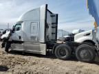 2019 Freightliner Cascadia 126