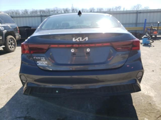 2022 KIA Forte FE