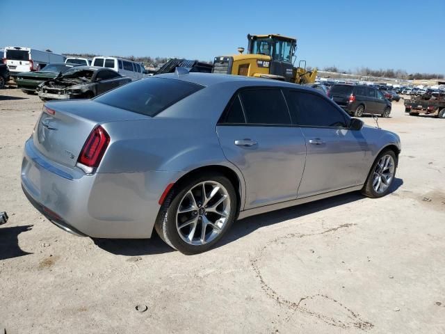 2017 Chrysler 300 S