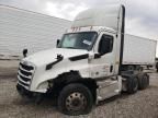 2019 Freightliner Cascadia 126