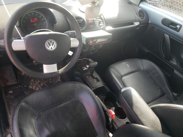 2010 Volkswagen New Beetle