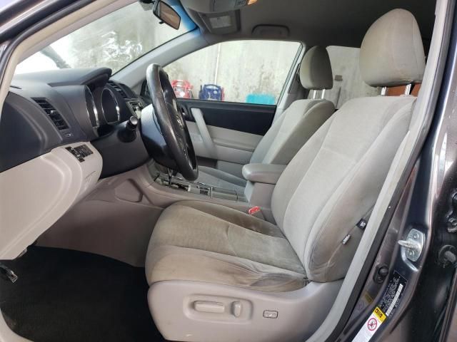 2013 Toyota Highlander Base