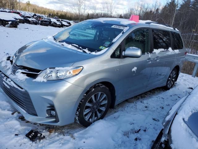 2019 Toyota Sienna XLE