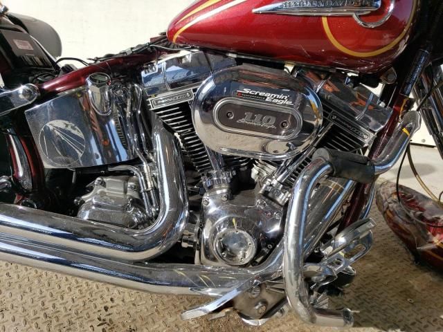 2014 Harley-Davidson Flhtnse CVO Softail Deluxe