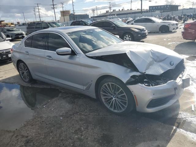 2019 BMW 530E