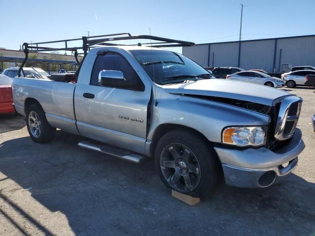 2004 Dodge RAM 1500 ST