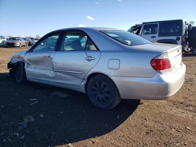 2005 Toyota Camry LE