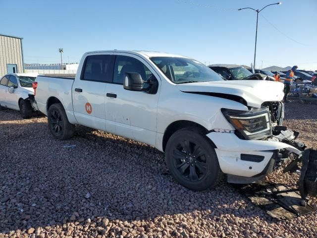 2023 Nissan Titan SV