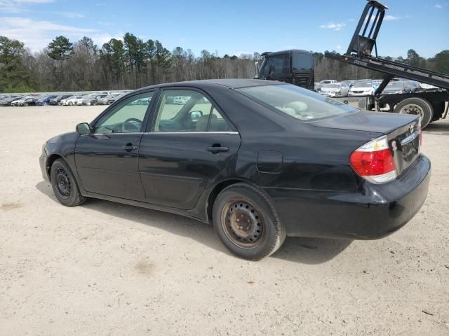 2005 Toyota Camry LE