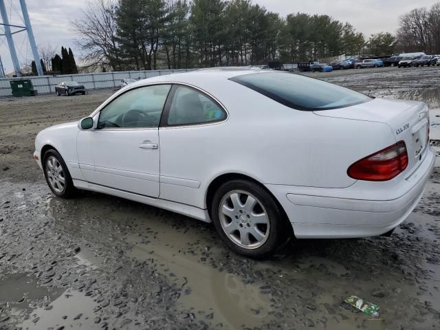 2000 Mercedes-Benz CLK 320