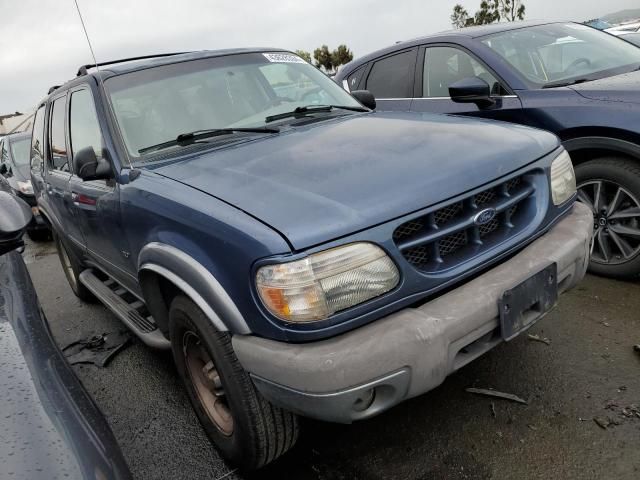 2000 Ford Explorer XLT