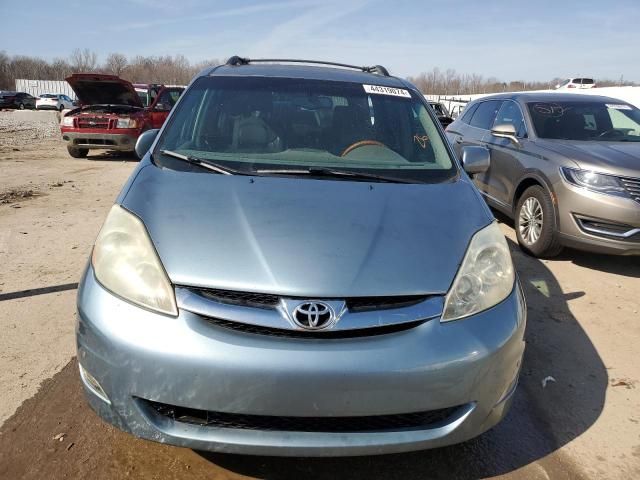 2006 Toyota Sienna XLE