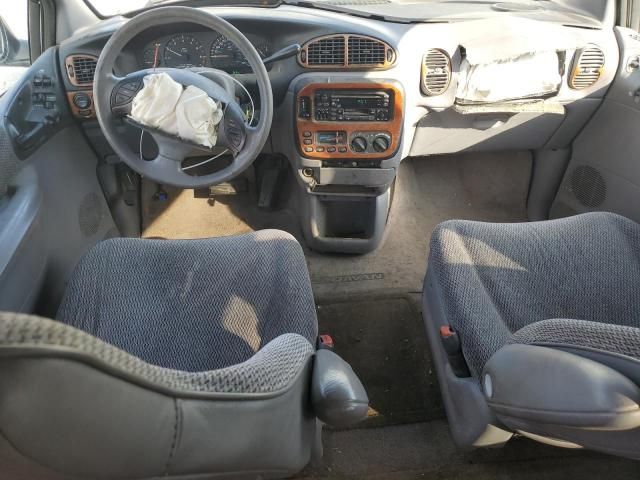 1997 Dodge Grand Caravan SE