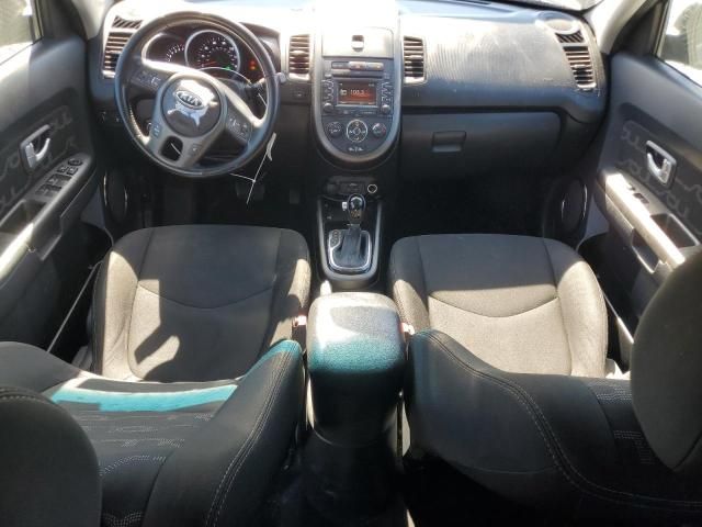 2013 KIA Soul +