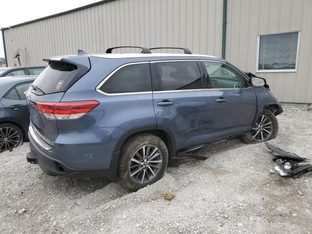 2019 Toyota Highlander SE