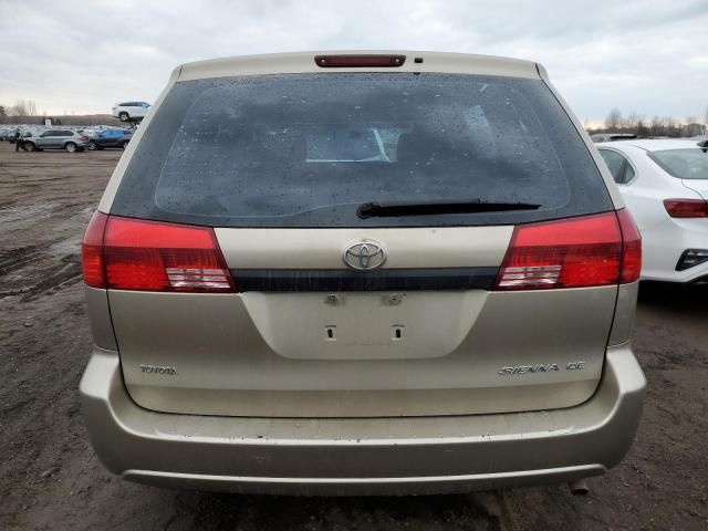 2004 Toyota Sienna CE