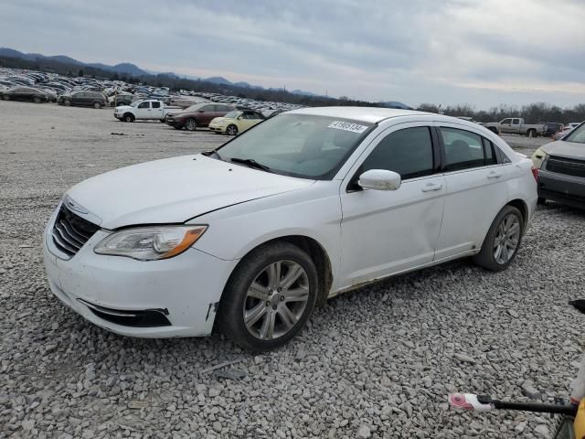 2013 Chrysler 200 Touring