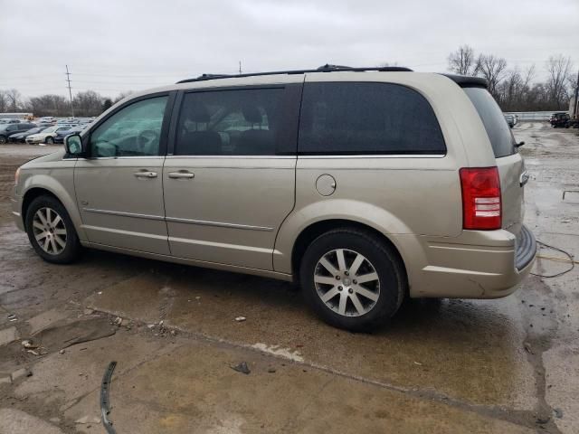 2009 Chrysler Town & Country Touring