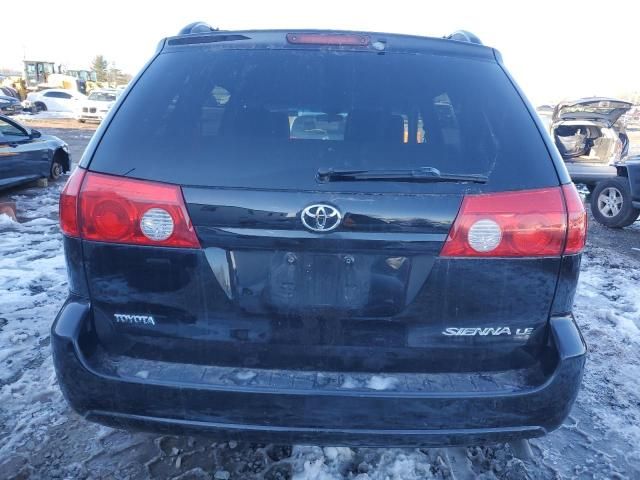 2010 Toyota Sienna LE