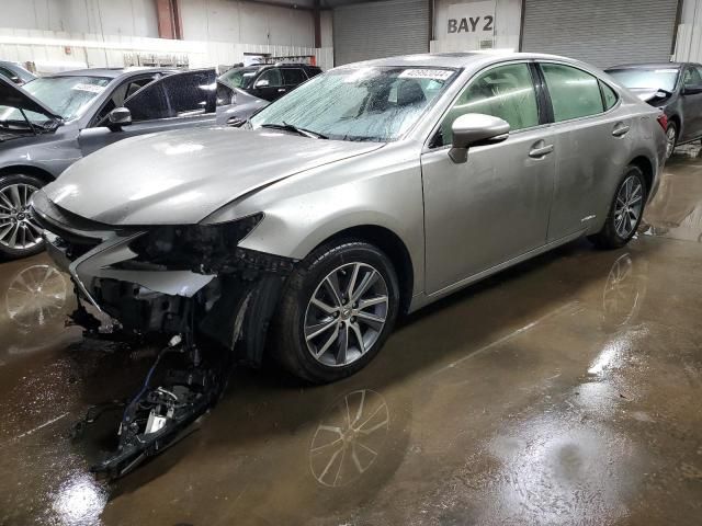 2018 Lexus ES 300H