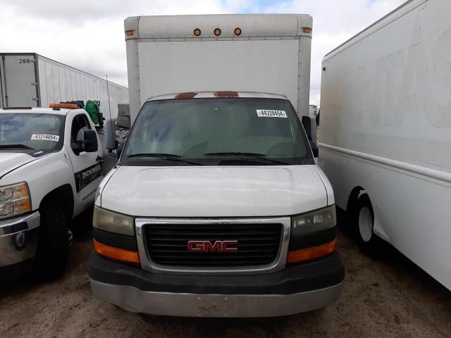 2008 GMC Savana Cutaway G3500