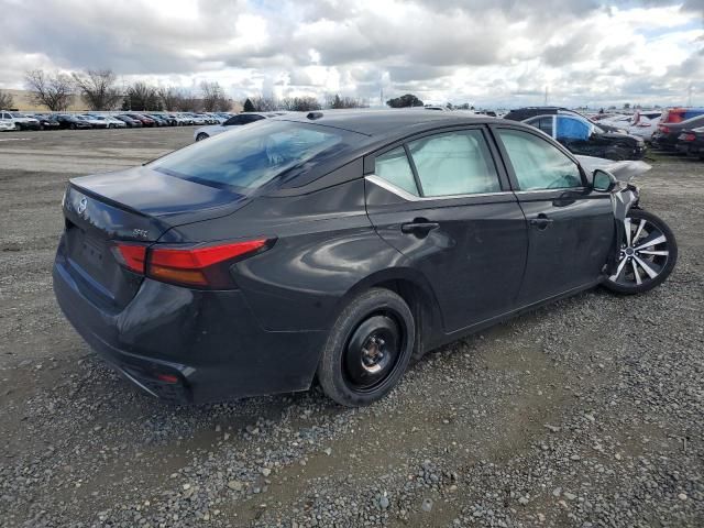 2021 Nissan Altima SR